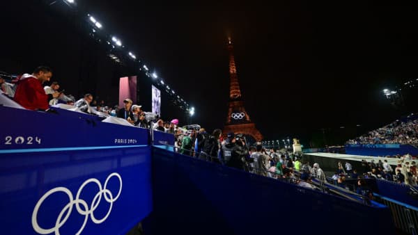 Cover Image for انطلاق أولمبياد باريس بمسيرة نهرية تاريخية