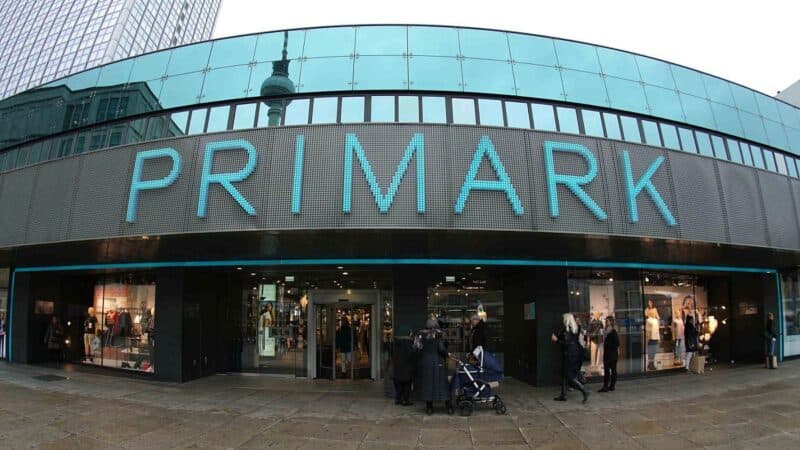 Cover Image for ينحدر رئيس Primark شكوى &#8220;سلوك غير لائق&#8221;