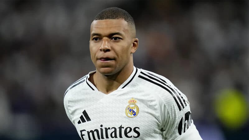 Cover Image for كيفية مشاهدة Barcelona vs Real Madrid: Live Stream Copa del Rey Final 2025 عبر الإنترنت وعلى التلفزيون اليوم