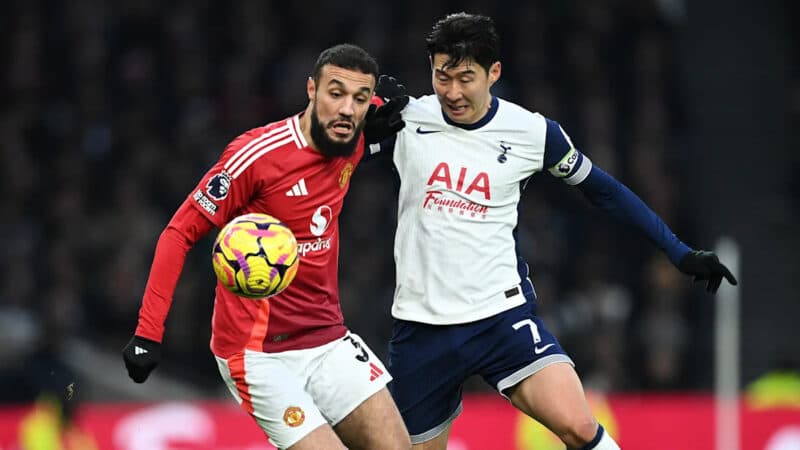 Cover Image for كيفية مشاهدة Tottenham vs Man UTD: دفق نهائي Europa League 2025 مجانًا
