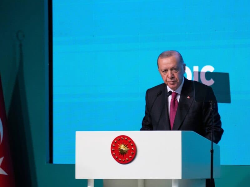 Cover Image for يقول أردوغان في اجتماع منظمة المؤتمر الإسلامي
