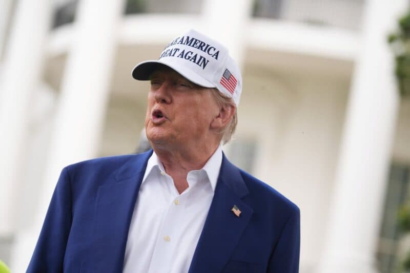 Cover Image for Trump Snipes في &#8220;Fake News&#8221; CNN لسؤالهم عن رد فعل ماجا إلى إيران