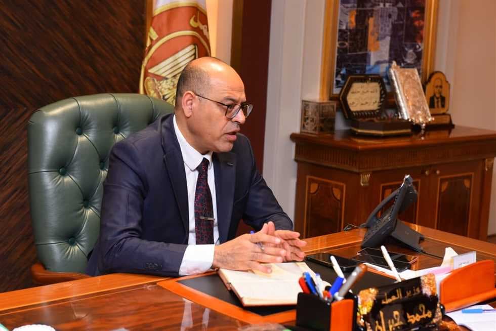 وزير العمل المصري يعلن عن فرص توظيف مجزية للشباب في مطاحن لبنانية بعقود رسمية ومزايا شاملة