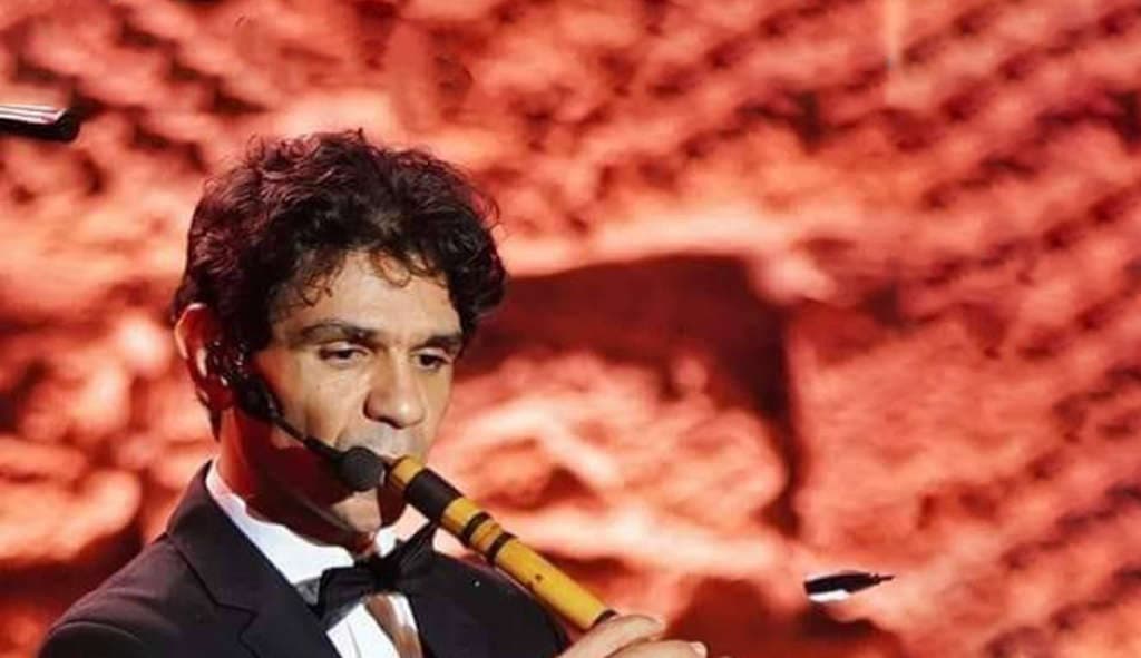 حسين بن ميلود: عازف الناي والفلوت الذي يتكلم صمته ويُسمع نفَسه