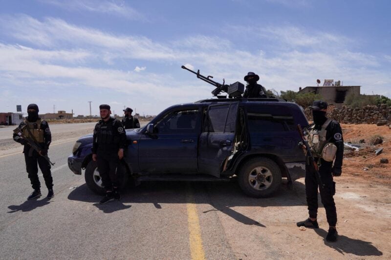 في سوريا ، 37 قُتل خلال الاشتباكات في مدينة داكنة في الغالب