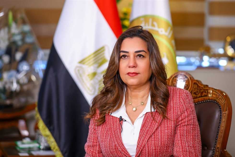 وزيرة البيئة تبحث مع