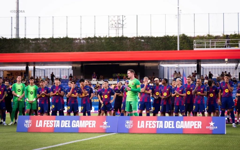 برشلونة يكشف تفاصيل إصابة حارسه الشاب خوان جارسيا ومدة غيابه عن الملاعب