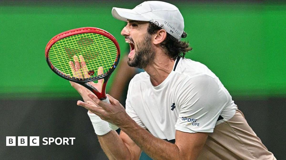 فاشيرو يهزم ابن عمه ويتوج بلقب شنغهاي التاريخي في بطولة ATP