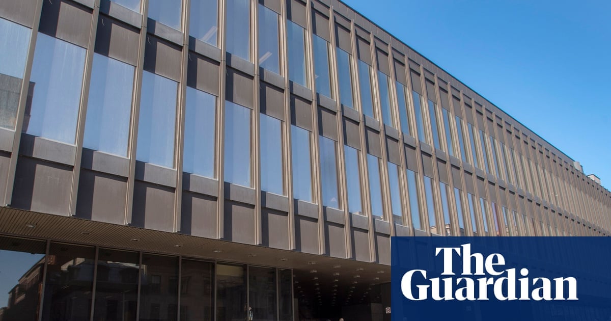 محكمة كيبيك تغرم رجلاً 5000 دولار لاستخدامه