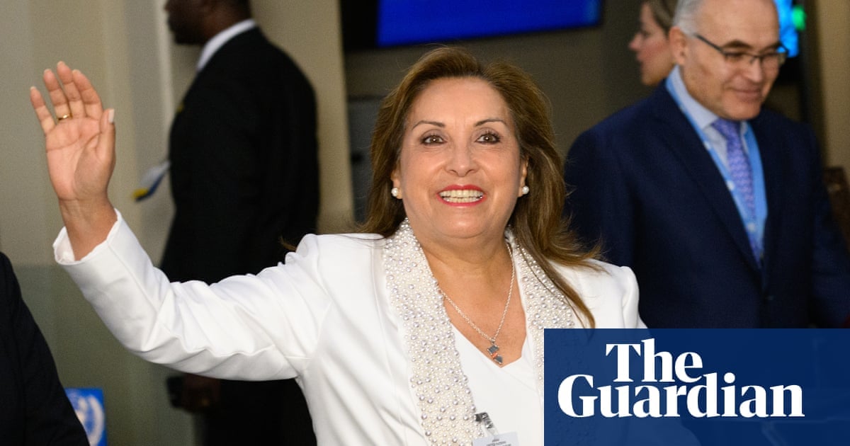 الكونغرس البيروفي يصوت على عزل الرئيسة دينا بولوارتي وسط احتجاجات وفضائح