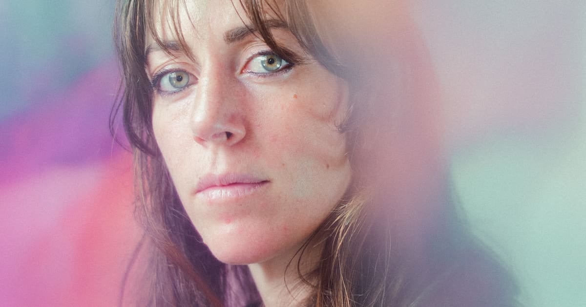 شباب فرنسيون يشاركون قصصهم عن الإقلاع عن الحشيش والكحول والفيب عبر تيك توك وإنستغرام