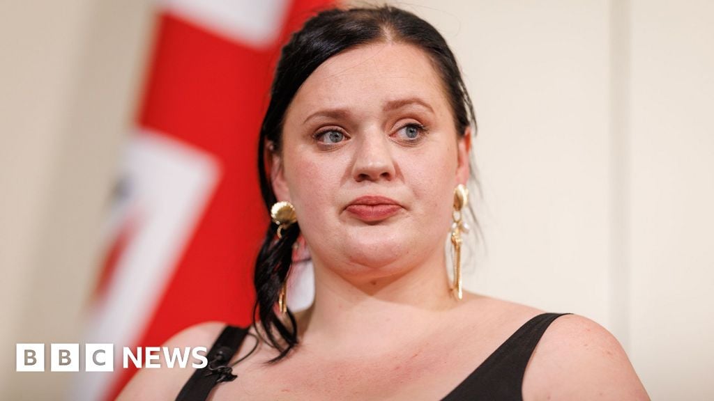 ناجيتان من الاعتداء تستقيلان من لجنة تحقيق حكومية بسبب مخاوف من التستر وتضارب المصالح