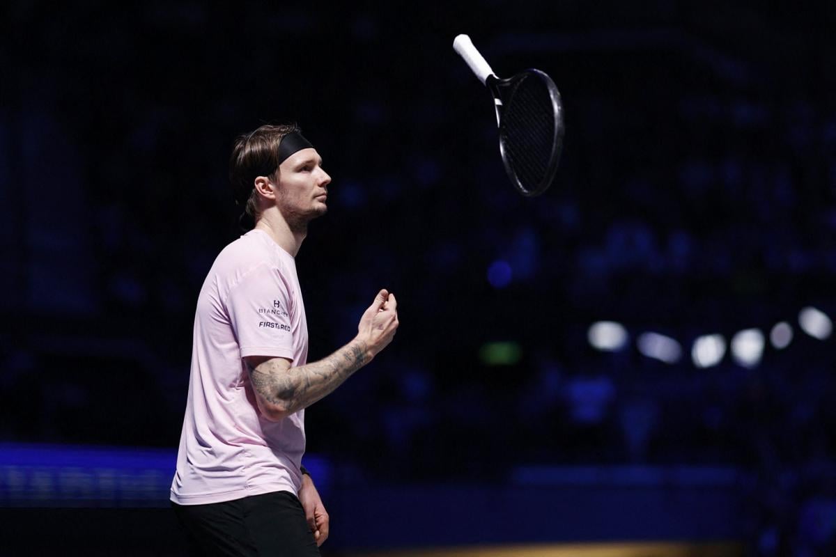 بعد فوزه على بوبيرين في باريس للأساتذة، ألكسندر بوبليك يرفض مصافحة خصمه