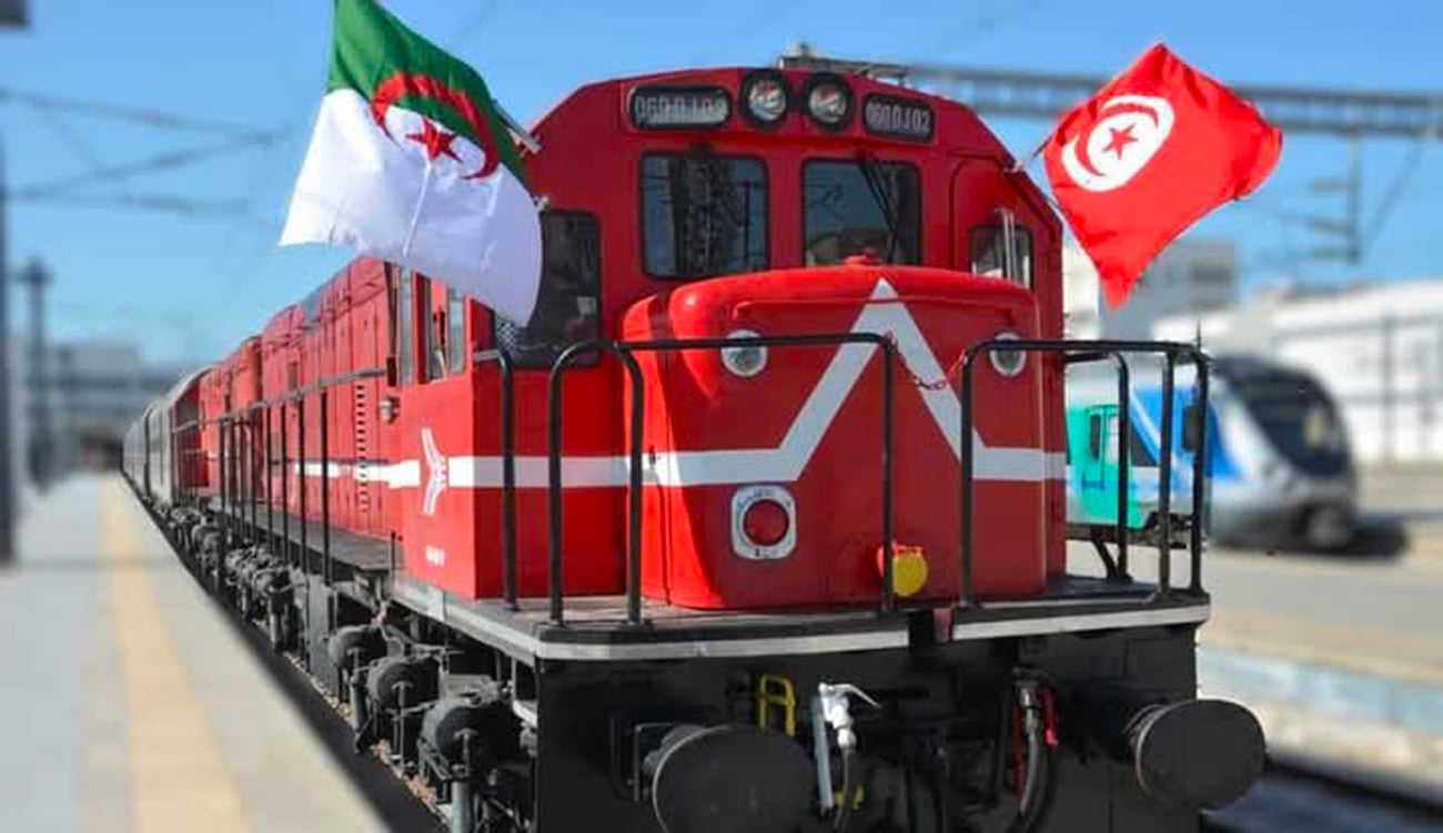 تسهيل صرف المخصصات السياحية للمسافرين الجزائريين إلى تونس عبر محطة سوق أهراس