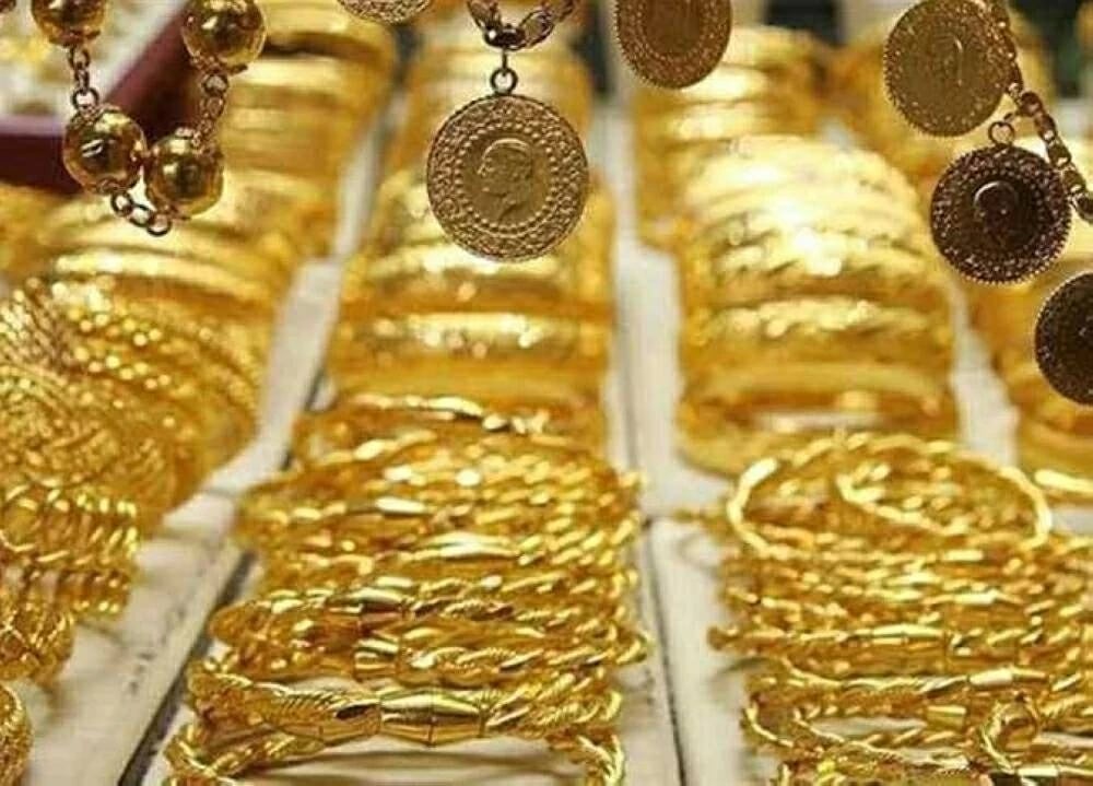 انخفاض أسعار الذهب عالميًا اليوم الأربعاء وتوقعات المستثمرين بشأن الفائدة الأمريكية