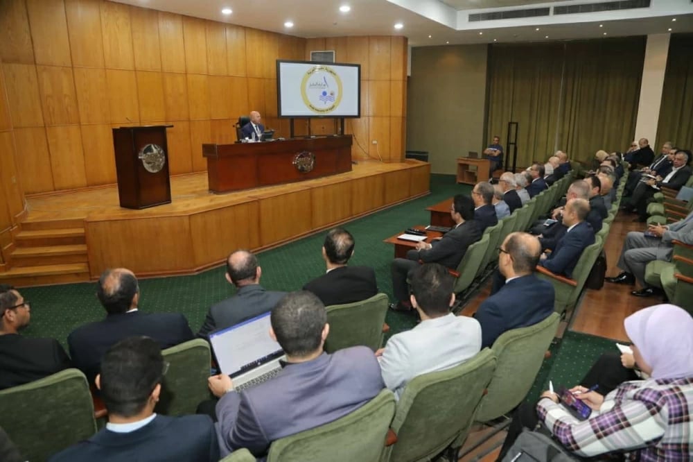 الوزير كامل الوزير يبحث توطين صناعة المركبات في مصر مع 23 شركة