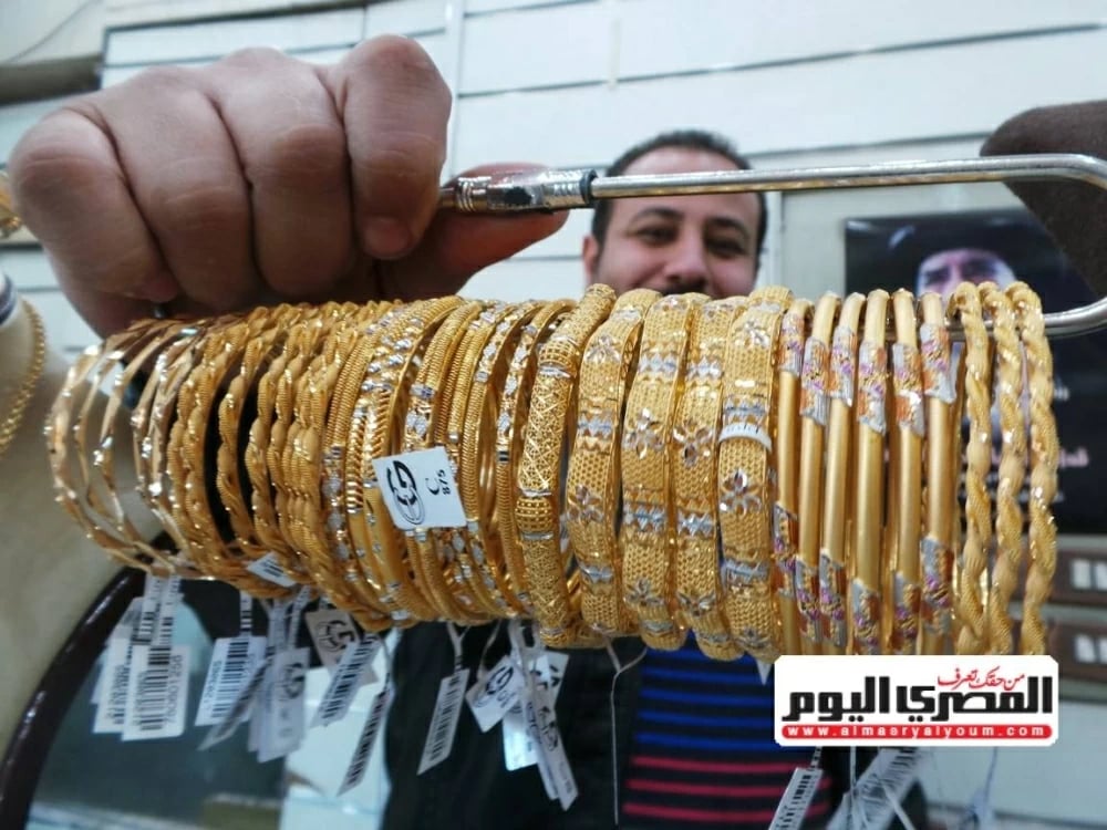 استقرار ثم ارتفاع طفيف في أسعار الذهب اليوم الجمعة 28 نوفمبر 2025