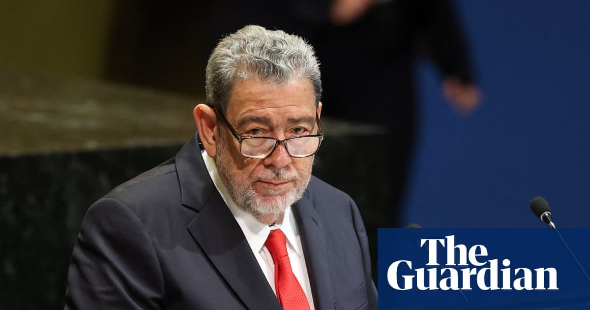 انتخابات سانت فنسنت والغرينادين: غونسالفيس يسعى لولاية سادسة وسط تحديات المعارضة وقضية تايوان