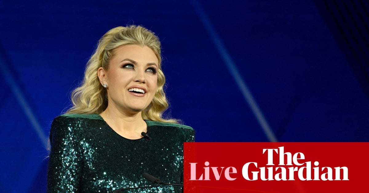 أبرز التطورات في إدارة ترامب الثانية: قضايا قانونية، سياسة خارجية، وقرارات تنفيذية