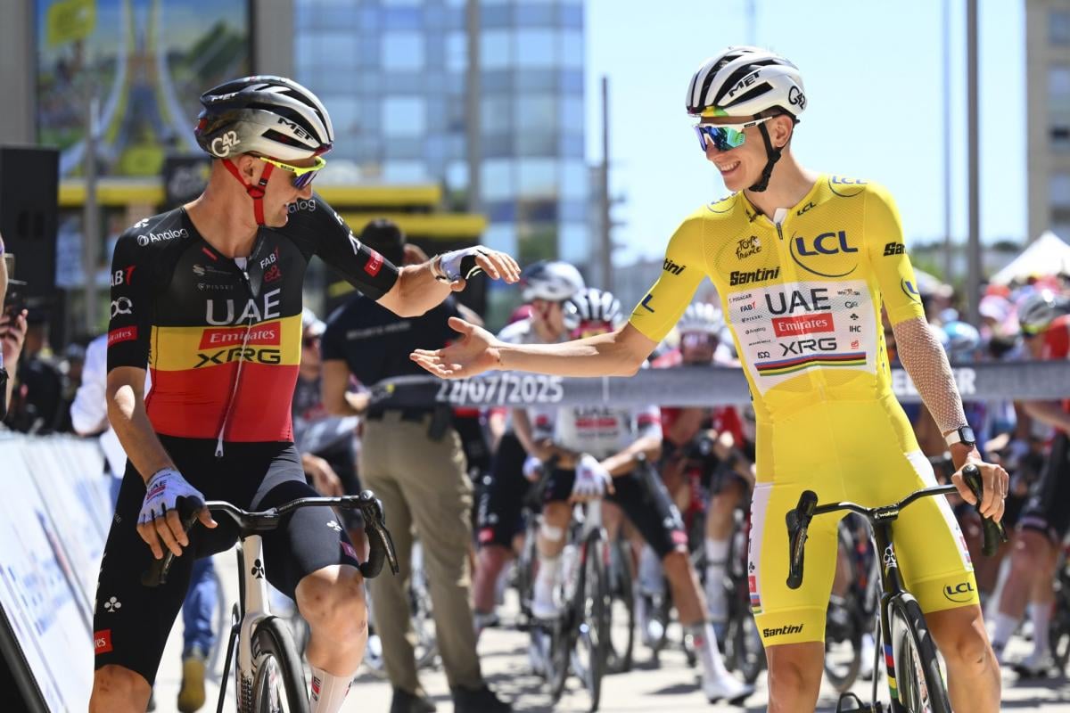 تيم ويلينز يتحدث عن موسم الأحلام وفوز بوجاتشار المعجزي في طواف فرنسا