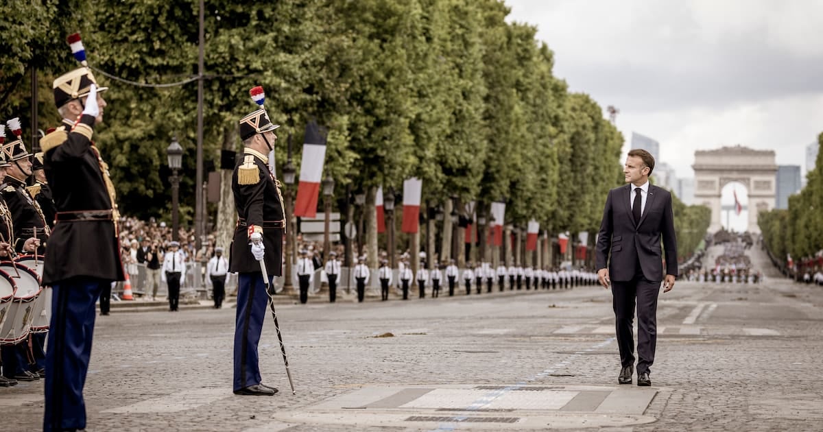 ماكرون يربط ذكرى المقاومة الفرنسية بتحديات الدفاع الوطني الراهنة