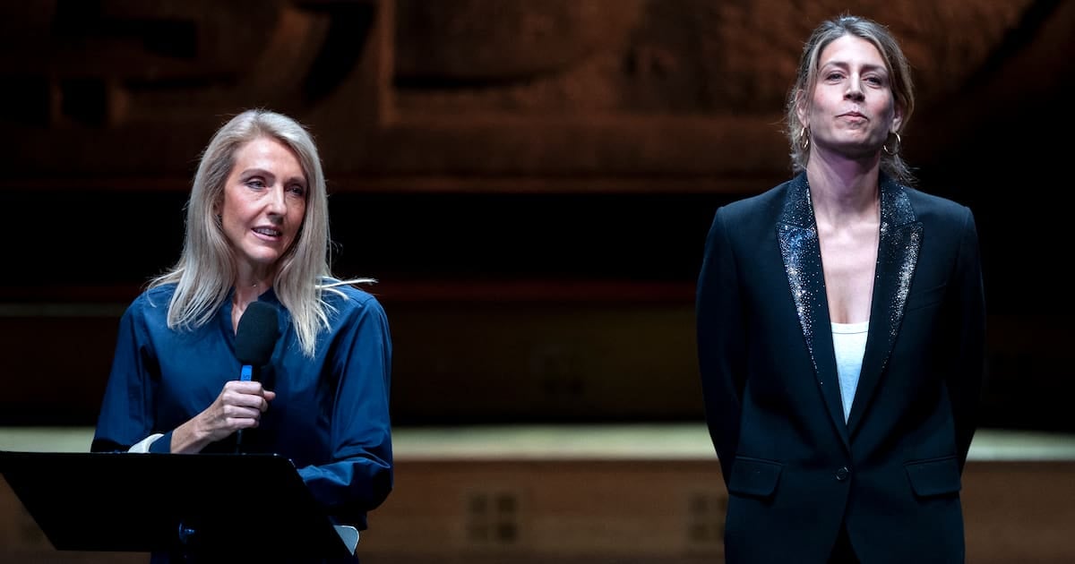 صحفيو فرانس إنتر يعربون عن قلقهم العميق من فقدان المحطة لروحها وتدهور بيئة العمل