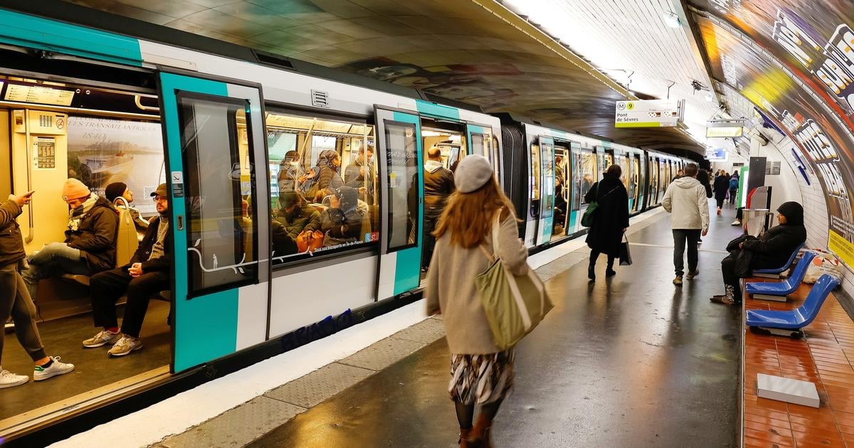 عريضة فرنسية تطالب بعربات قطار مخصصة للنساء والأطفال لمواجهة العنف