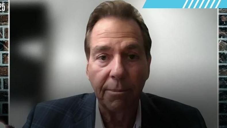 ترقية فيرج أوسبيري مديراً رياضياً لجامعة LSU وبدء البحث عن مدرب كرة قدم جديد