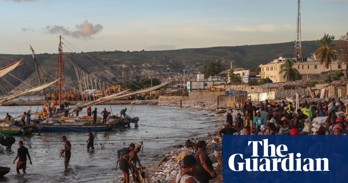 عصابات مسلحة تهاجم منطقة أرتيبونيت في هايتي وتتسبب في مقتل العشرات ونزوح جماعي