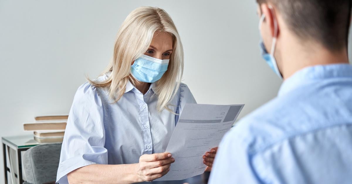 فرنسا تؤكد رصد حالتين من فيروس كورونا المسبب لمتلازمة الشرق الأوسط التنفسية (MERS-CoV) بعد عودتهما من شبه الجزيرة العربية