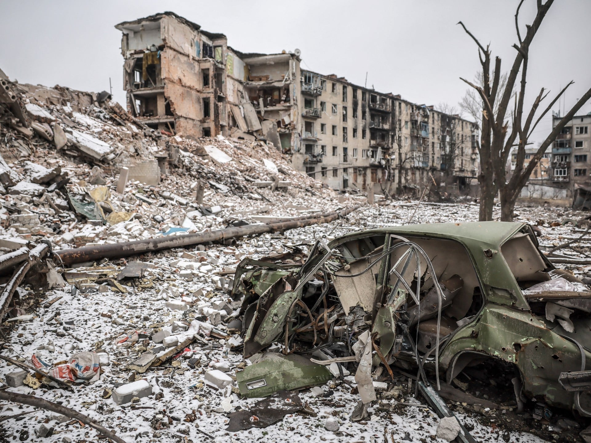 مفاوضون روس وأمريكيون يلتقون في ميامي وزيلينسكي يطالب واشنطن بتكثيف الضغط على روسيا