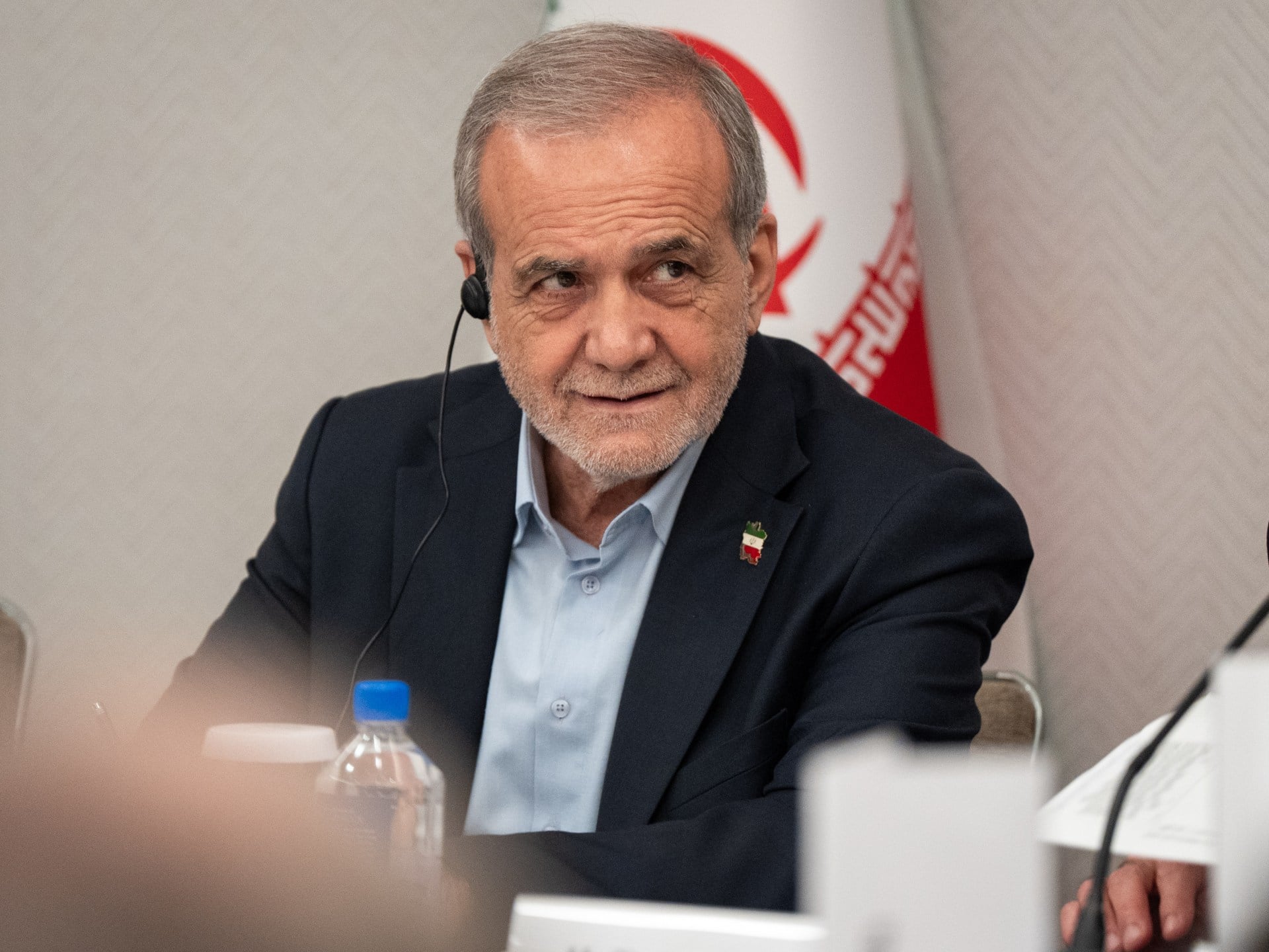 الرئيس الإيراني يحذر من