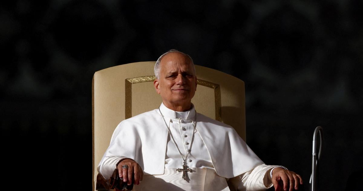 رسالة البابا ليون الرابع عشر إلى كهنة العالم: امتنان ودعوة للوفاء وتجديد الدعوات الكهنوتية