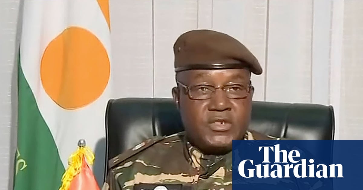 تنظيم الدولة الإسلامية يتبنى هجومًا جريئًا على مطار نيامي الدولي وقاعدة جوية في النيجر