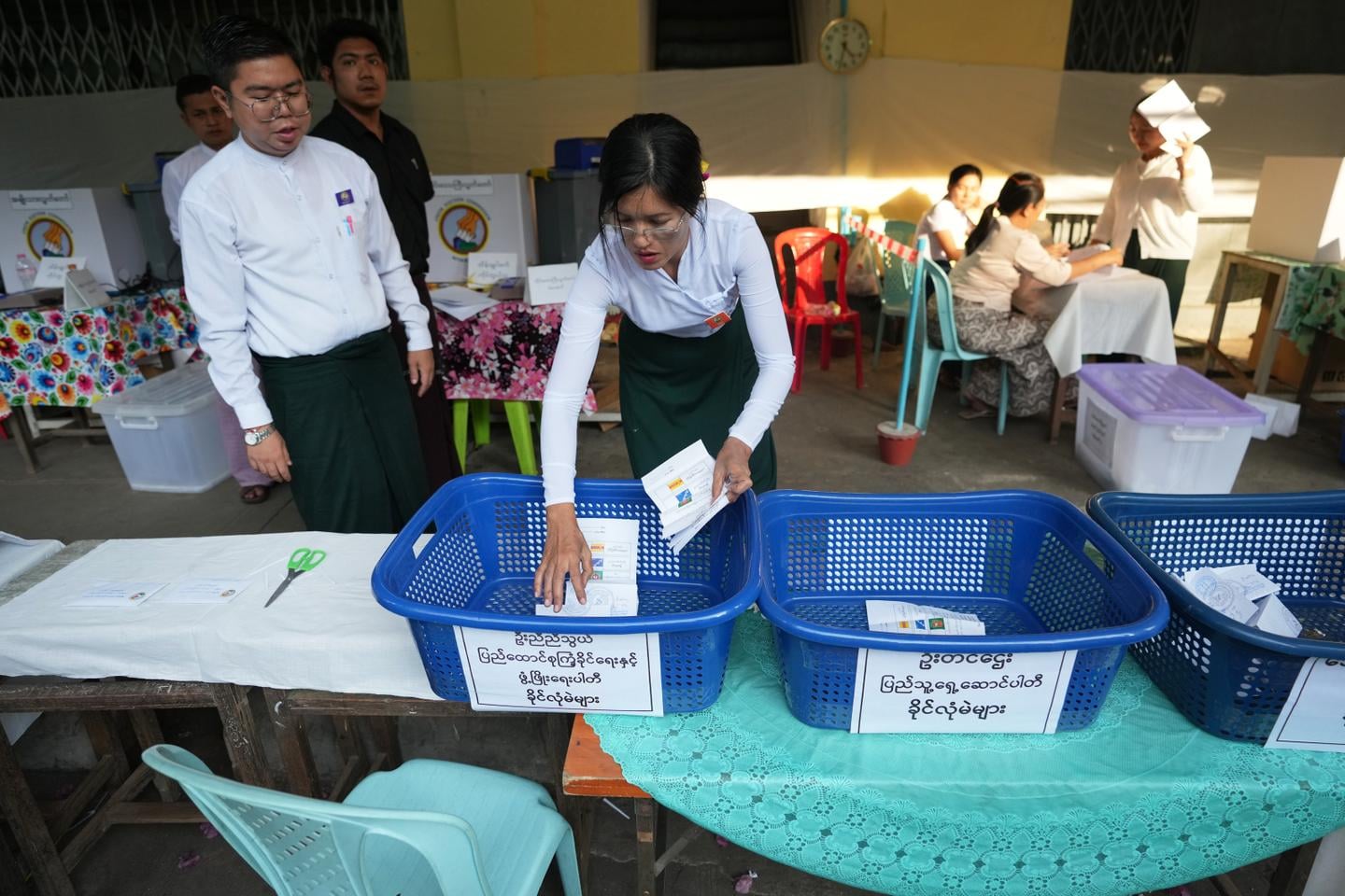 انتخابات ميانمار: هيمنة حزب التضامن والتنمية المدعوم من الجيش وسط مقاطعة واسعة