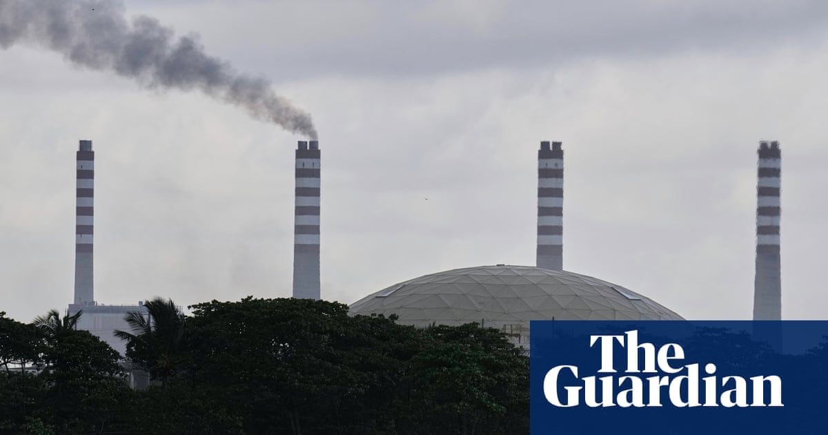 تحديات منتجي النفط الصخري الأمريكي مع عودة فنزويلا المحتملة وتخمة المعروض العالمي