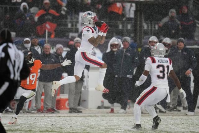 نيو إنجلاند باتريوتس يتوج بلقب المؤتمر الأمريكي ويتأهل للسوبر بول