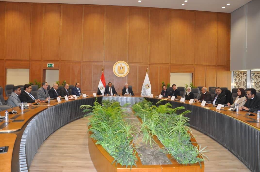 مصر تبدأ إجراءات إنشاء