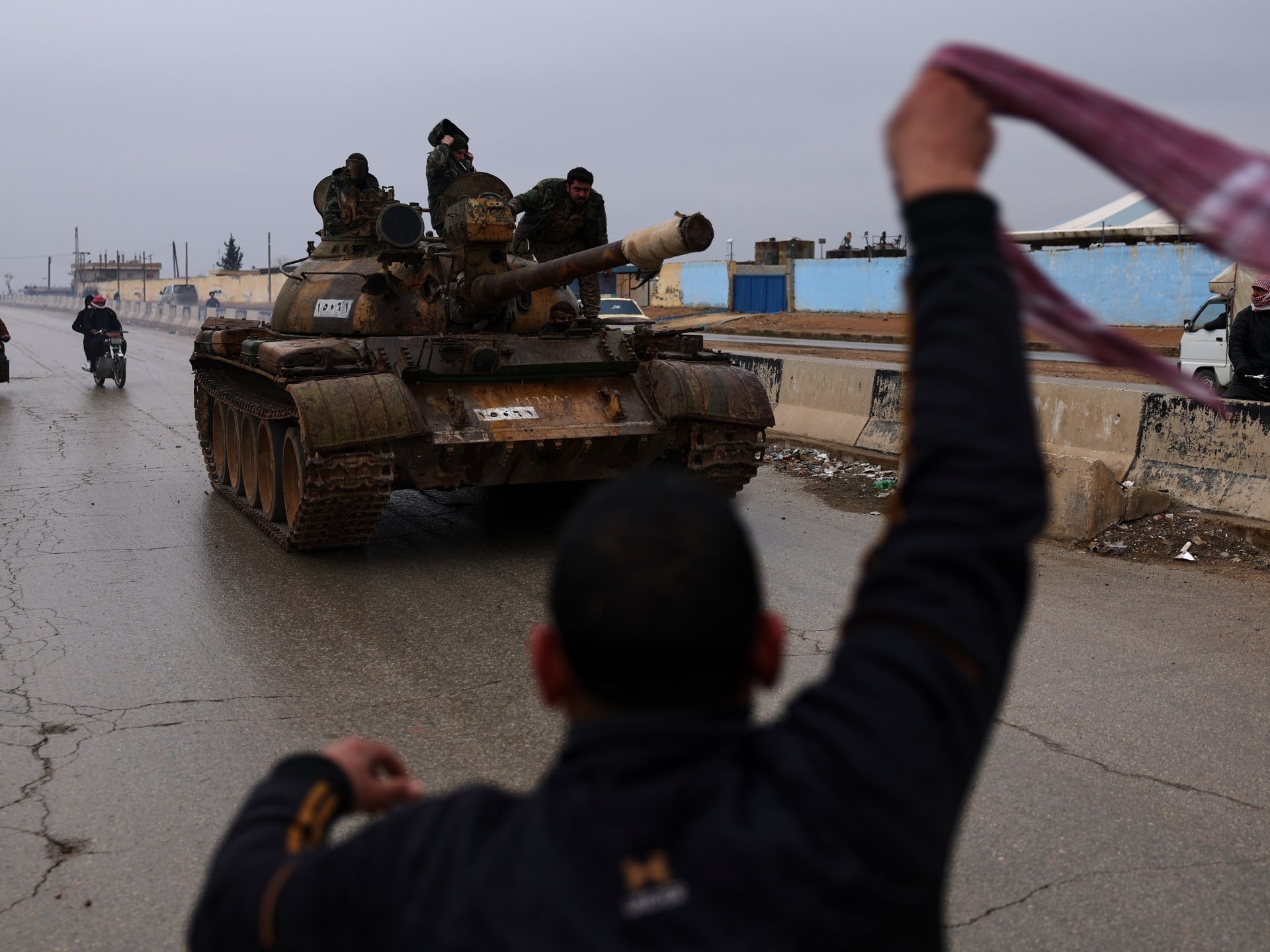 الجيش السوري يسيطر على عشرات البلدات شرق حلب بعد انسحاب قوات سوريا الديمقراطية