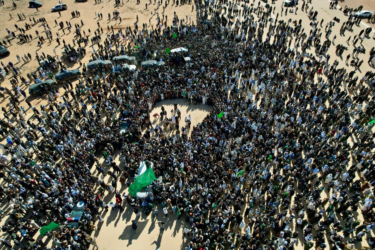 الباحثة فيرجيني كولومبييه تحلل تداعيات وفاة سيف الإسلام القذافي على وحدة ليبيا