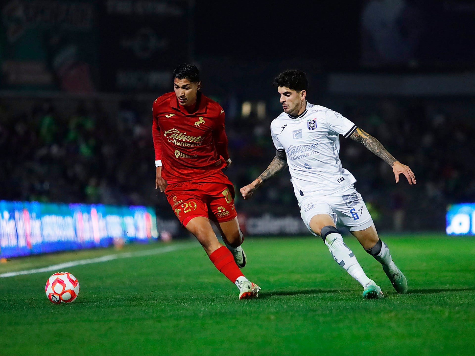 تأجيل مباريات كرة قدم رفيعة المستوى في المكسيك بعد مقتل زعيم عصابة مخدرات