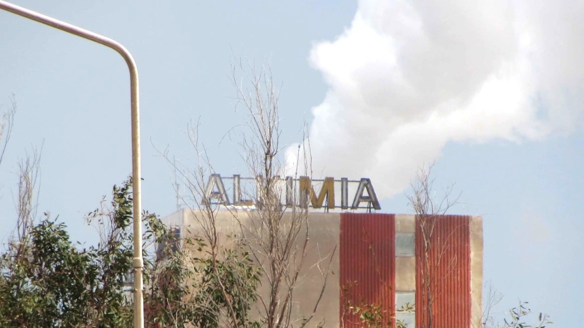 تراجع إنتاج شركة الكيمياء بنسبة 21% وانخفاض إيراداتها 6.70% وسط منافسة دولية حادة