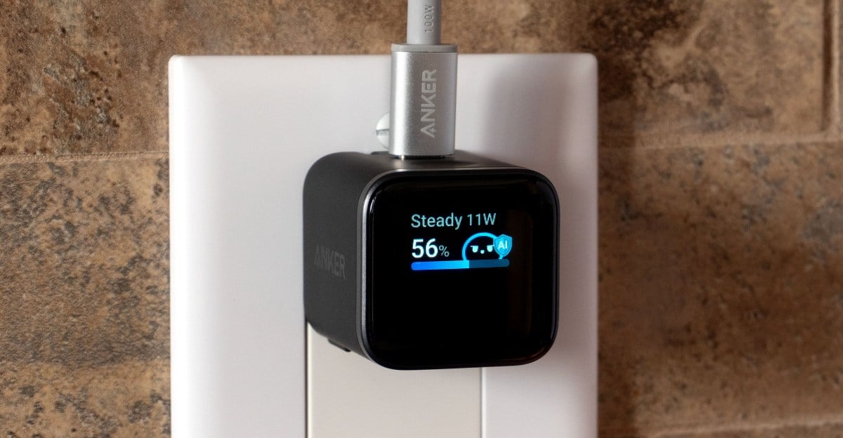 شاحن أنكر نانو 45 واط الجديد: شاشة ملونة وتصميم مدمج لشحن ذكي