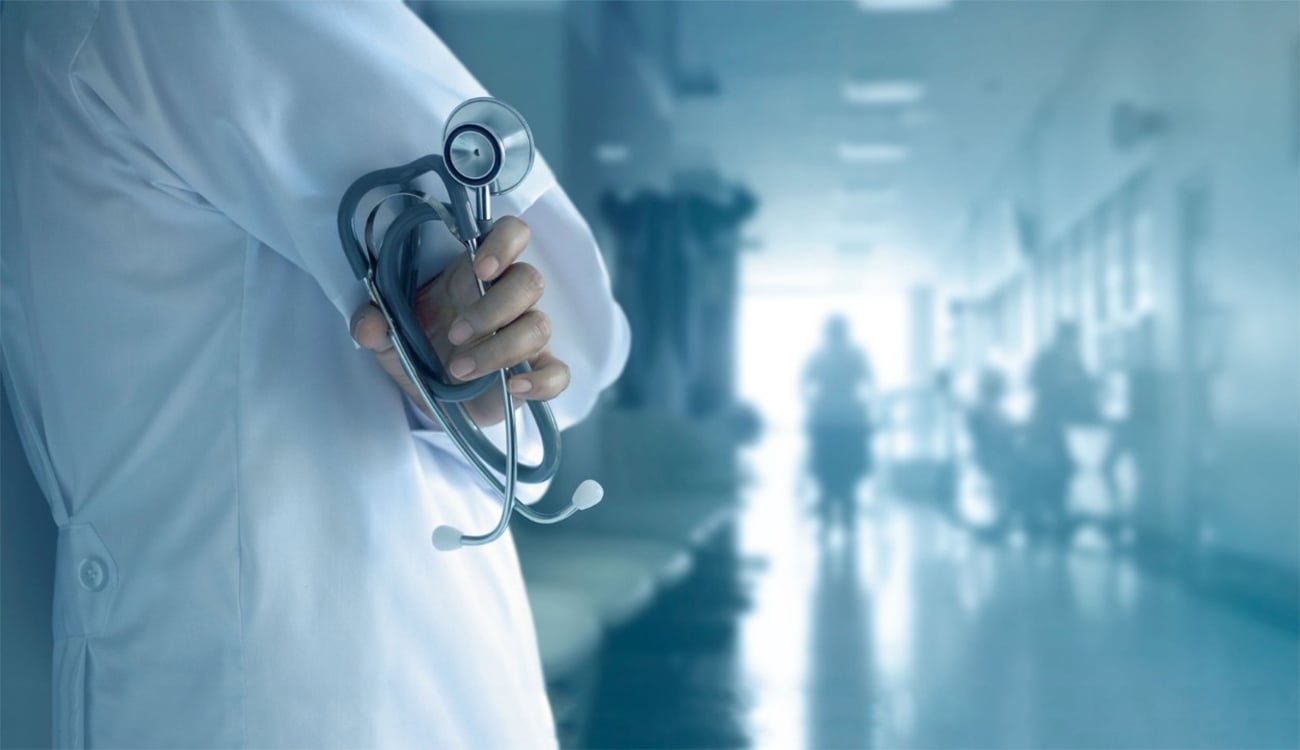 مقترح قانون تونسي يهدف لمنع التأخير الإداري في علاج الحالات الحرجة بالمستشفيات العمومية