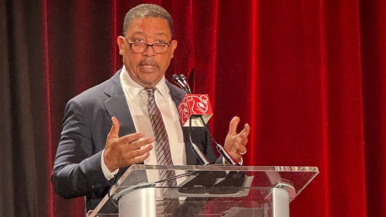 اتحاد لاعبي NFL يرفض بشدة مقترح زيادة مباريات الموسم المنتظم إلى 18 مباراة