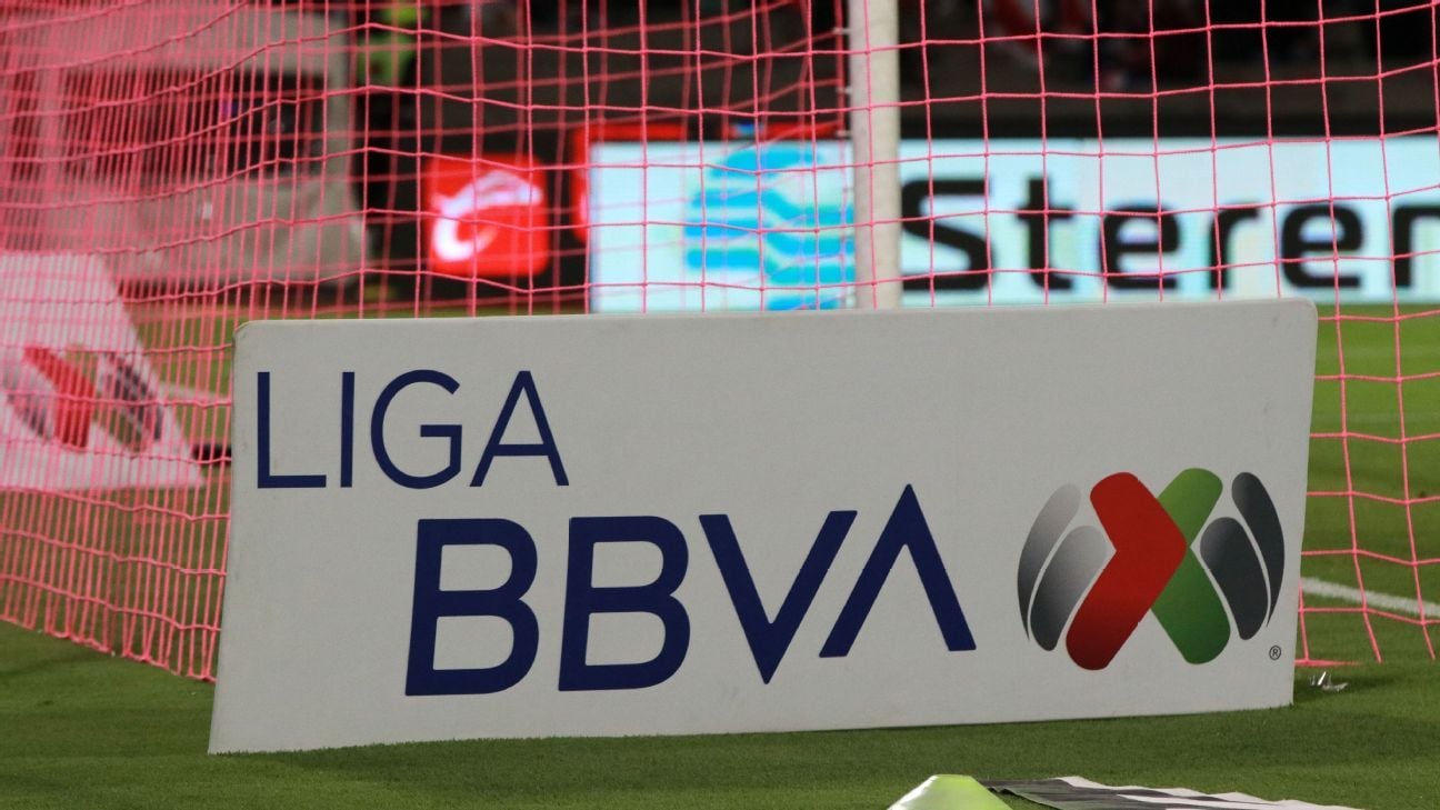 تأجيل مباريات كرة قدم رفيعة المستوى في المكسيك بعد مقتل زعيم عصابة مخدرات قوية