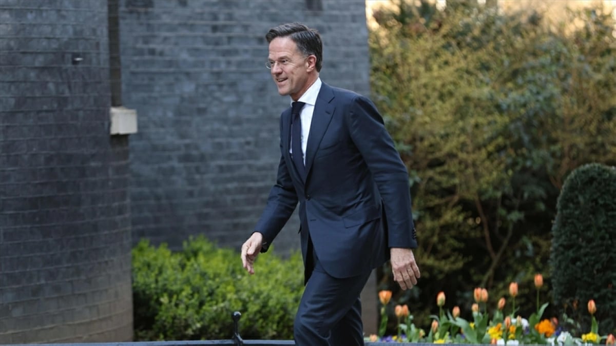 الأمين العام لحلف الناتو يعرب عن ثقته في إعادة فتح مضيق هرمز وسط تصاعد التوترات الإقليمية