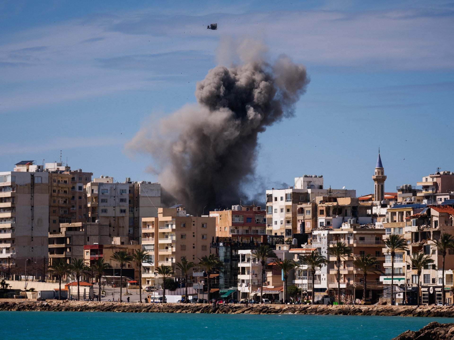 كندا وفرنسا تحذران إسرائيل من خطط احتلال جنوب لبنان مع تصاعد الاستعدادات للغزو