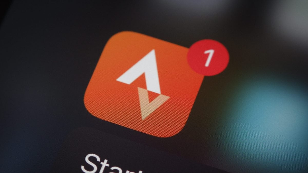 تسريب موقع حاملة طائرات فرنسية نووية عبر تطبيق لياقة بدنية: كابوس الخصوصية المتكرر لـ Strava