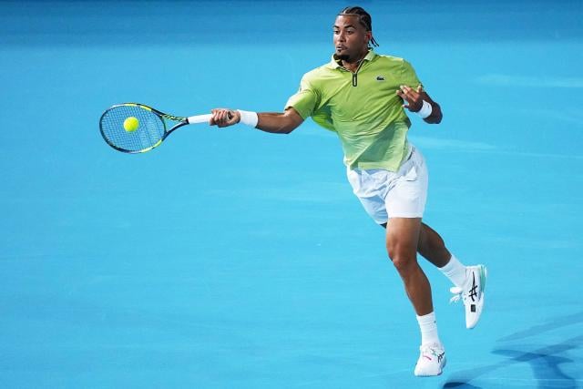 آرثر فيلس يحقق إنجازًا تاريخيًا في ميامي: إنقاذ أربع نقاط حاسمة وتأهل لنصف النهائي